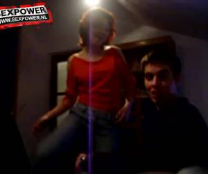 Geile zigeunermeisjes op studentenfeestje