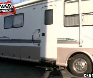 Dat zijn de sexy tupperware parties,CFNM