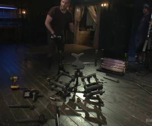 Hij filmt hoe de Ebony zijn grote neger lul pijpt