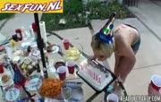 Verjaardagsfeest wordt onbeteugelde sexparty 